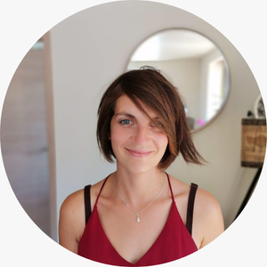 Sandra Kloss, doula réalisant des ateliers à l'Espace Helios, à Erstein